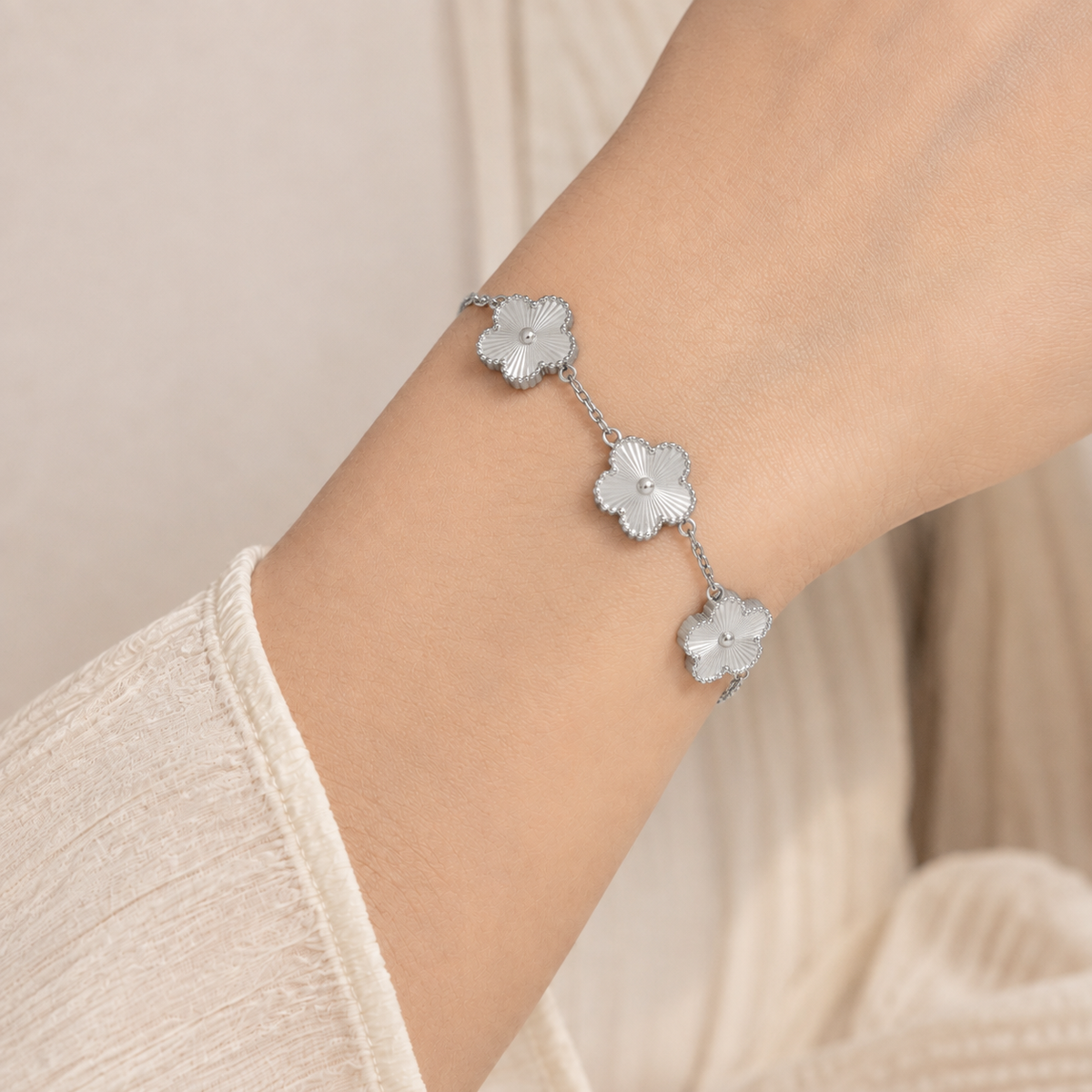Bracelet Fleur en Acier Inoxydable – Éclosion NNO