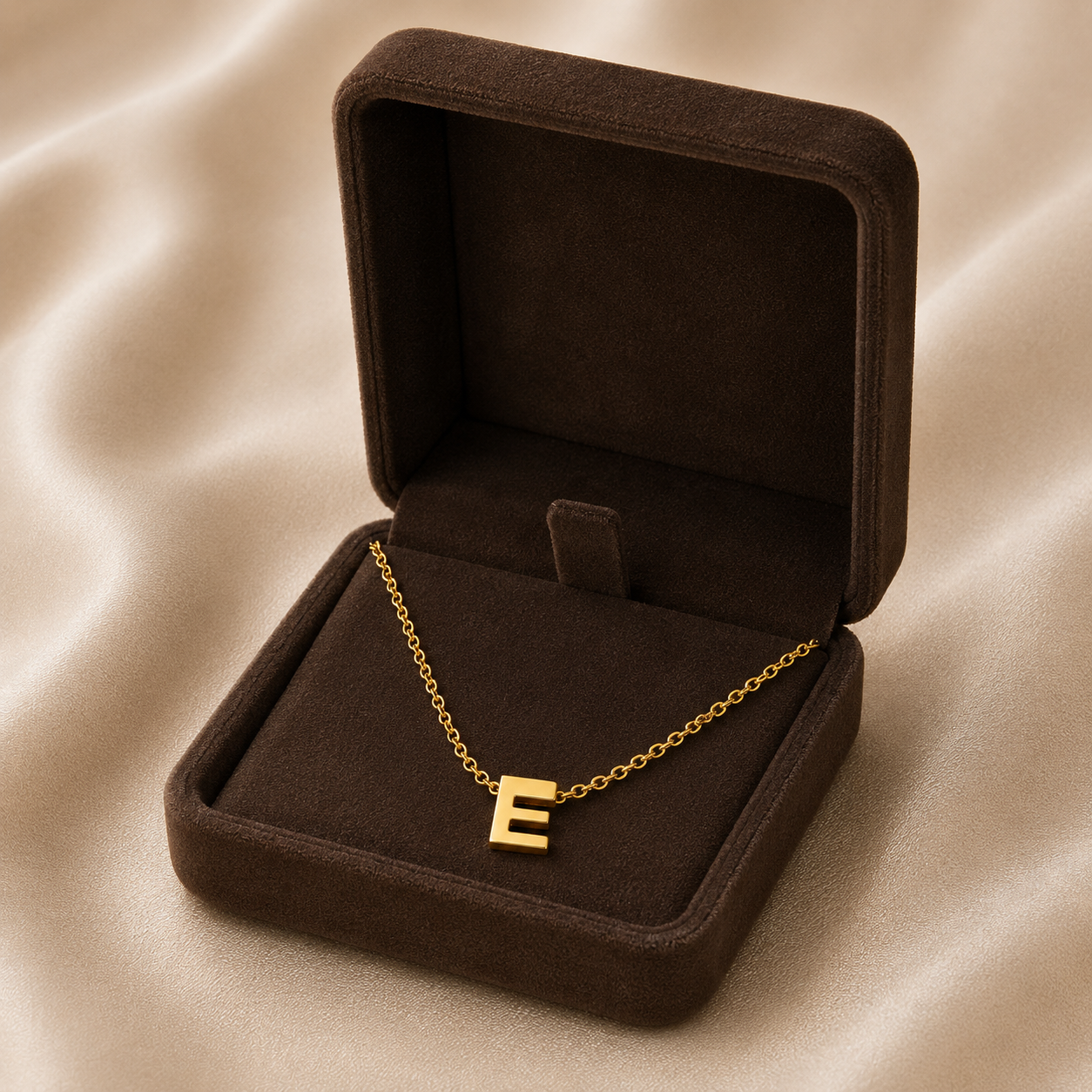 Collier Renaissance – Initiale E | Acier Inoxydable